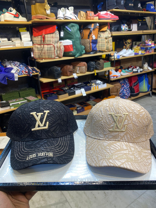 UOL LOU VL Embroidery Imported Cap 987347