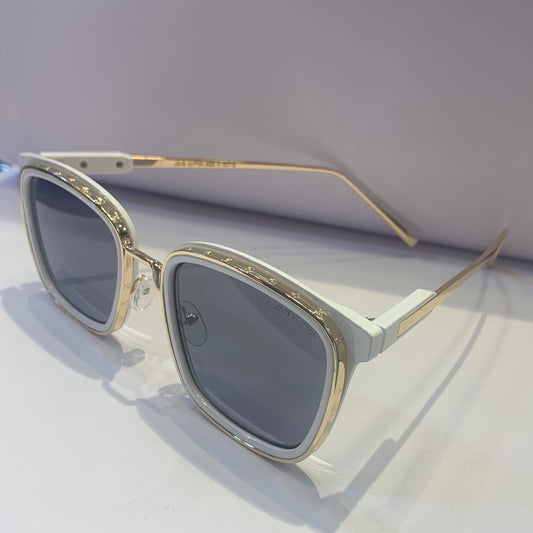 Uol White Gold Frame Black Shade Unisex Sunglasses 5037 52 17-135