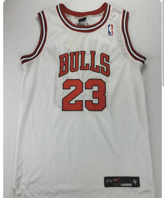 Bulls White Colour Premium Quality Basket Ball Jersey 85007