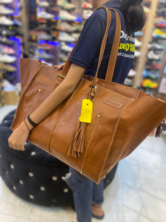 Luxury d’allure Tan Color With Premium Leather Quality Ladies Bag 1032