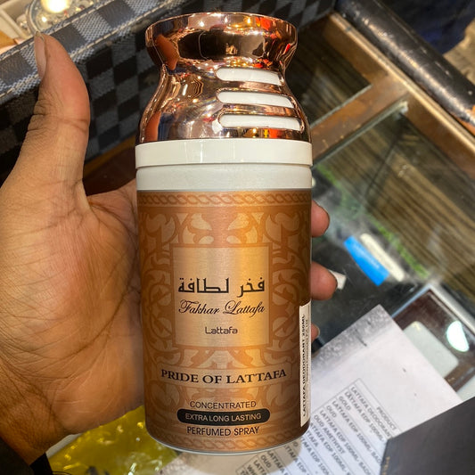 Lattafa Fakhar Gold Concentrated Extra Long Lasting Perfumed Spray 250ml