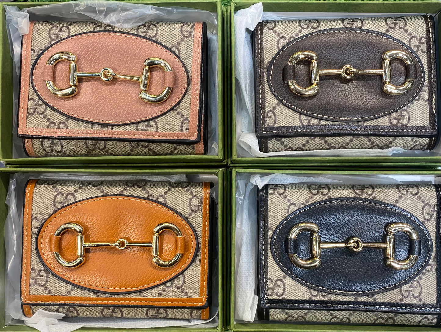 Cug Multiple Colour With Gold Lock Three Fold Small Unisex Italian Leather Ladies Wallet 19832
