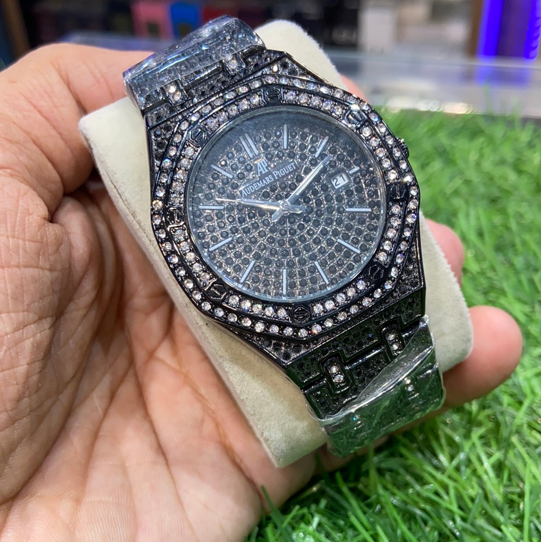 DUA Black Studded Diamond Antique Chain Date Time Men Watch