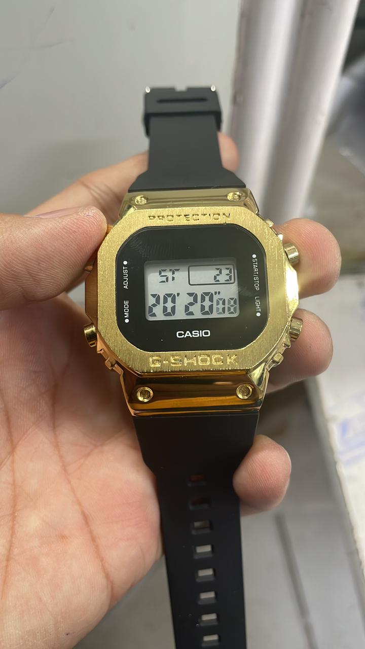 CAS Black silicon strap Gold Dial watch digital square sports Watch
