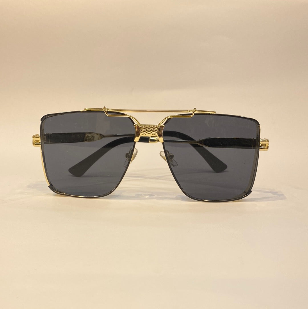 Yam Golden Frame Black Shade Sunglass Z-5862 18-135